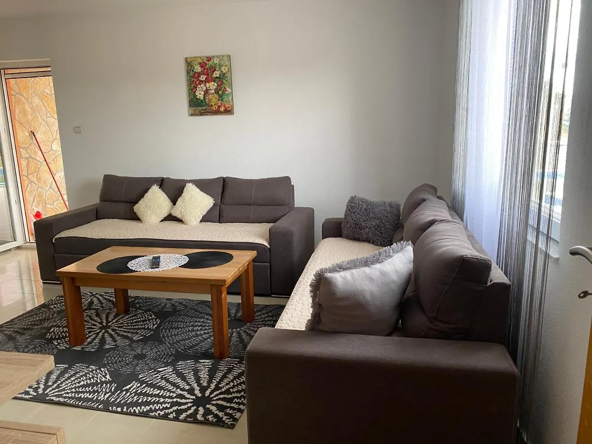 Holiday Home Cerim Trogir 0*,